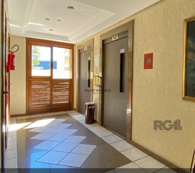 APARTAMENTO - 2 DORM . 1 VAGA - 58,00 m² - MENINO DEUS
