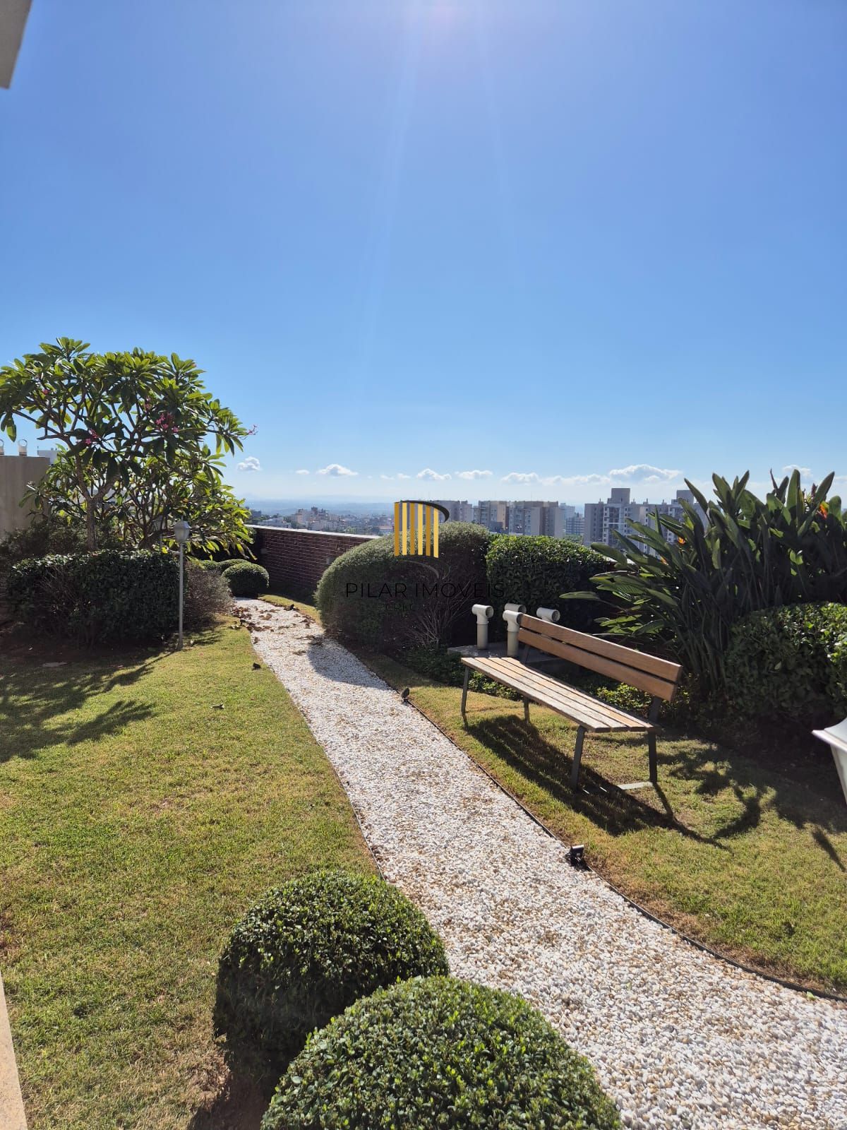 Apto 2 dorm 2 vagas no Cristo Redentor