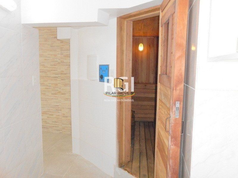 Casa para Venda - 430m², 3 dormitórios, sendo 1 suites, 2 vagas - Vila Nova