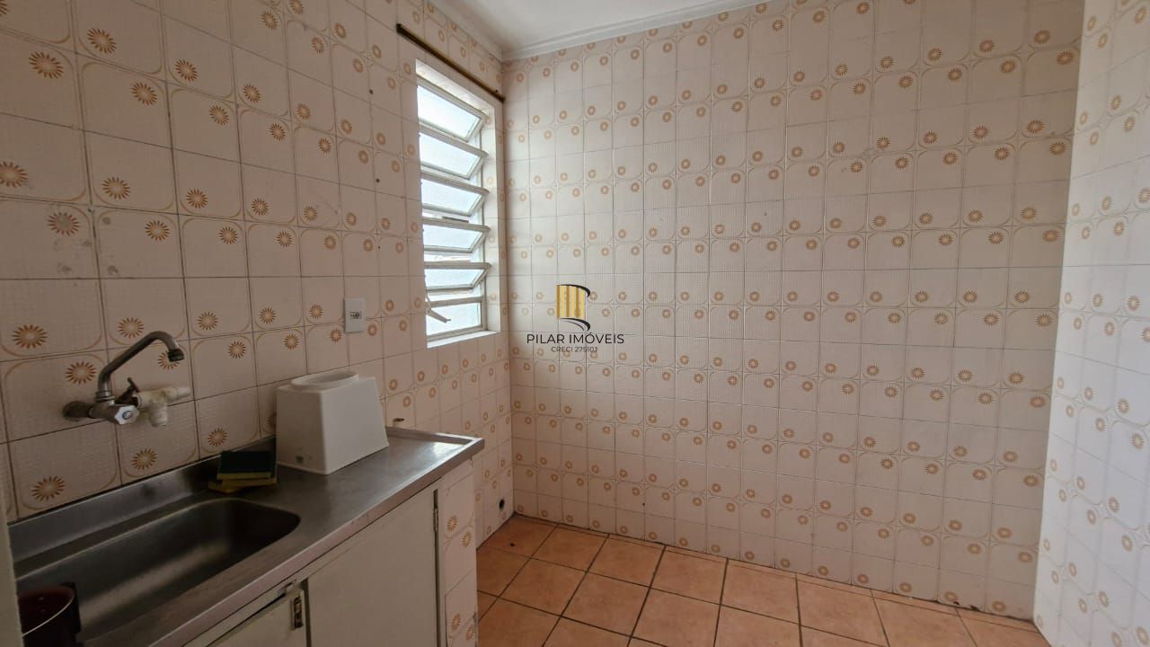 Apartamento JK na Cidade Baixa com 27,07 de área privada