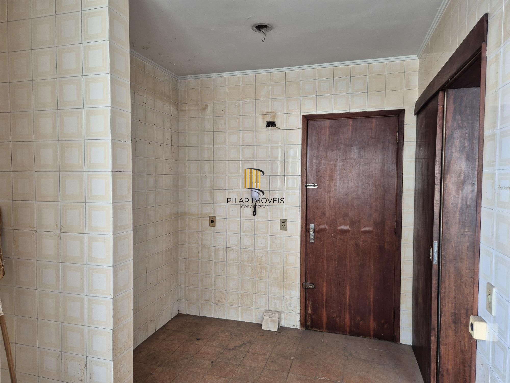 2 Dormitórios com vaga