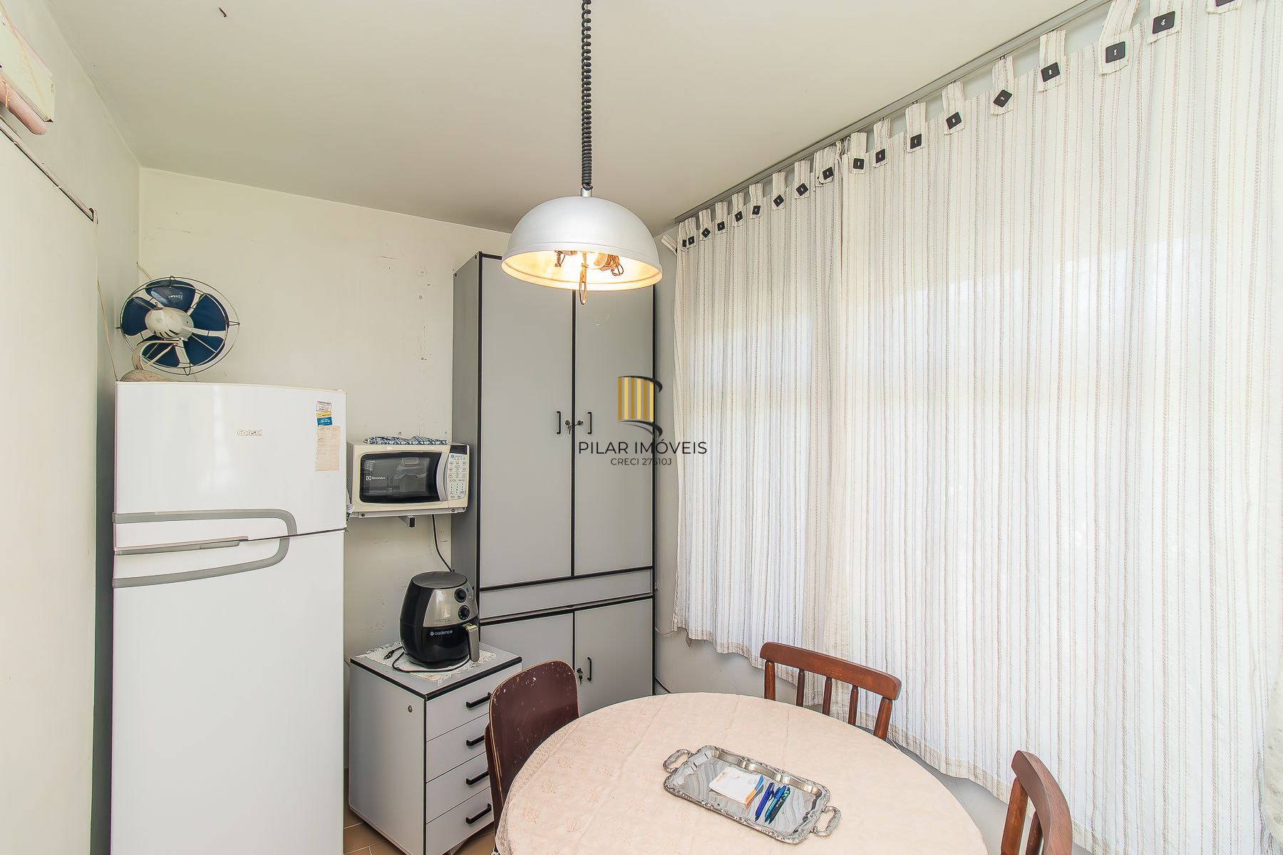 3 Dormitórios, com lareira, churrasqueira e piscina