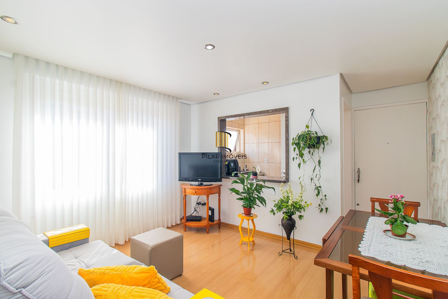 Apartamento 2 dormitórios no bairro Menino Deus