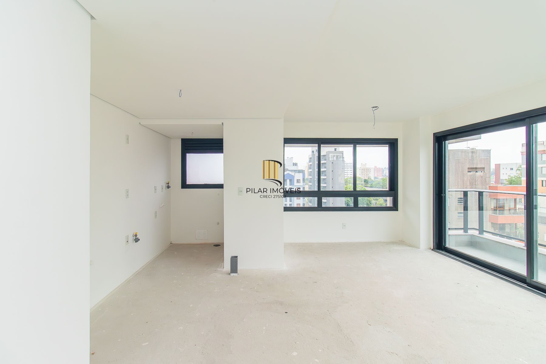 APARTAMENTO 2 D (um suíte) 80,45m² - 1 vaga simples descoberta- MENINO DEUS