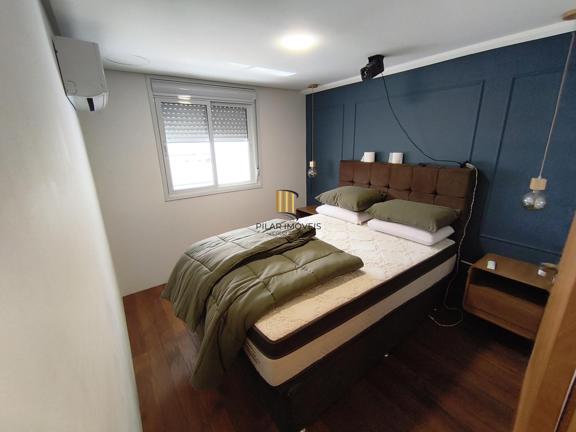 APARTAMENTO 2 DORMITÓRIOS COM 1 VAGA NO MENINO DEUS