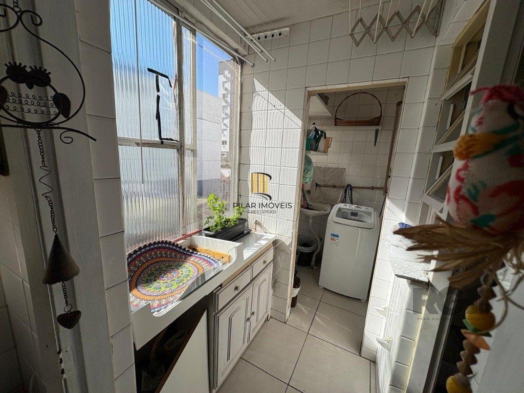 Apartamento  2 Dormitórios 140m² Menino Deus