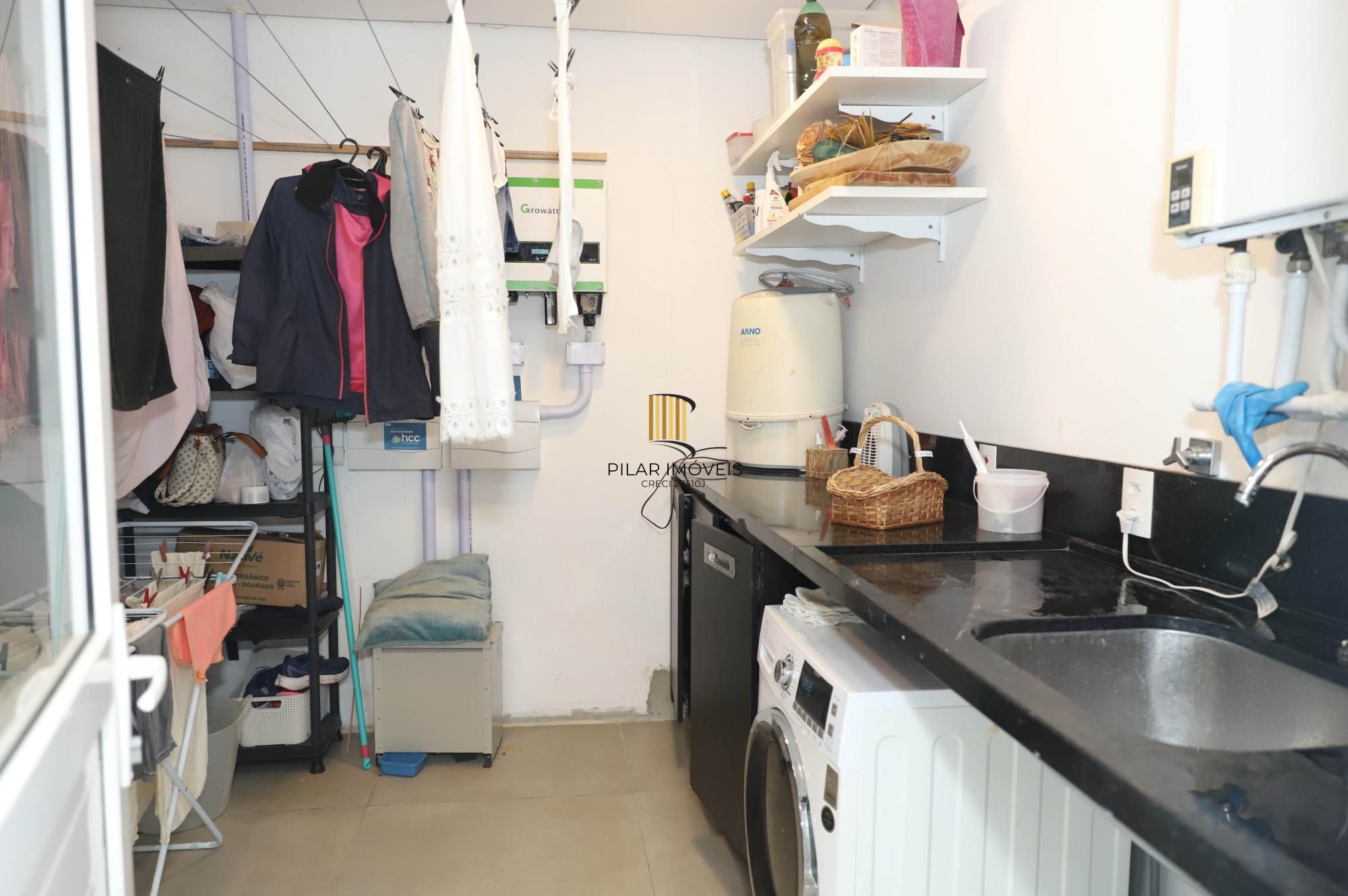 Terraville com 5 suítes