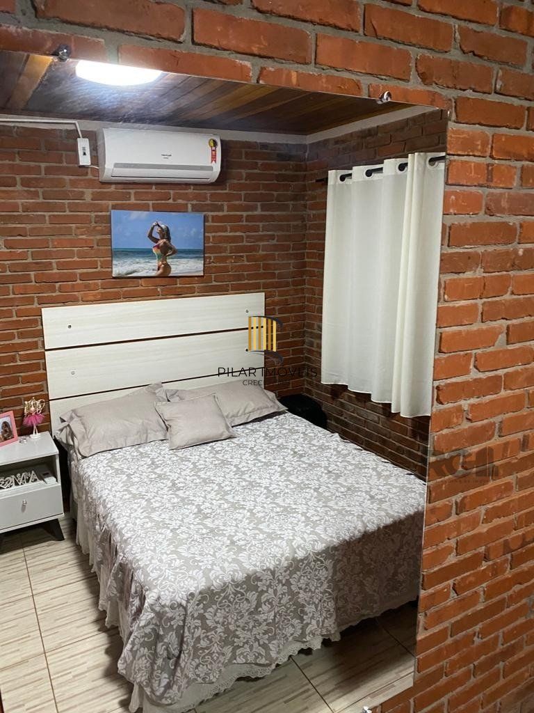 CASA EM CONDOMÍNIO - 3 dorms. - 3 vagas - 150 m² - VIAMÃO