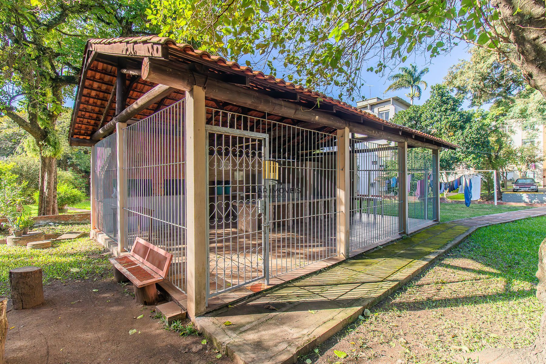 Dois dormitórios reformado
