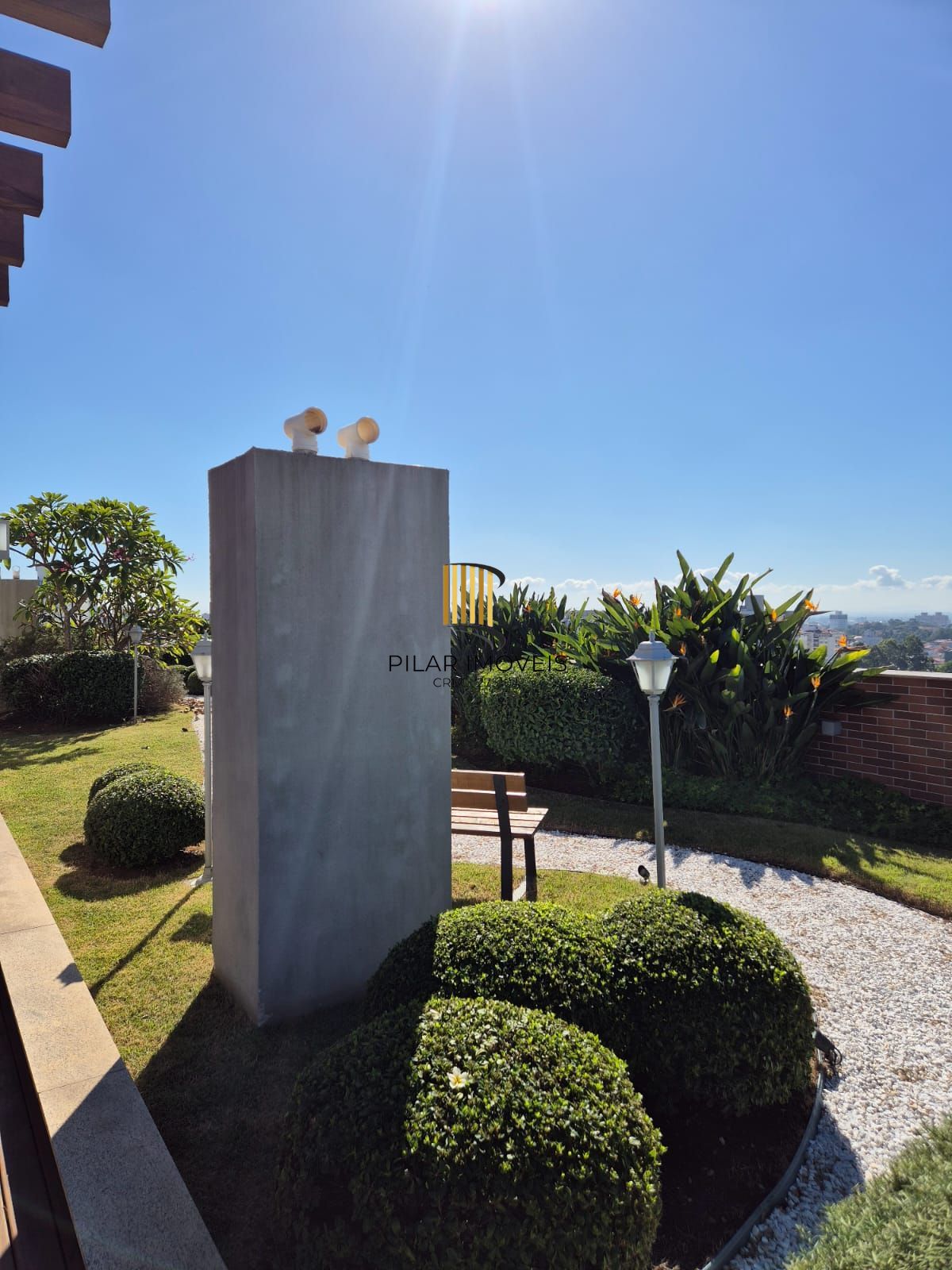 Apto 2 dorm 2 vagas no Cristo Redentor