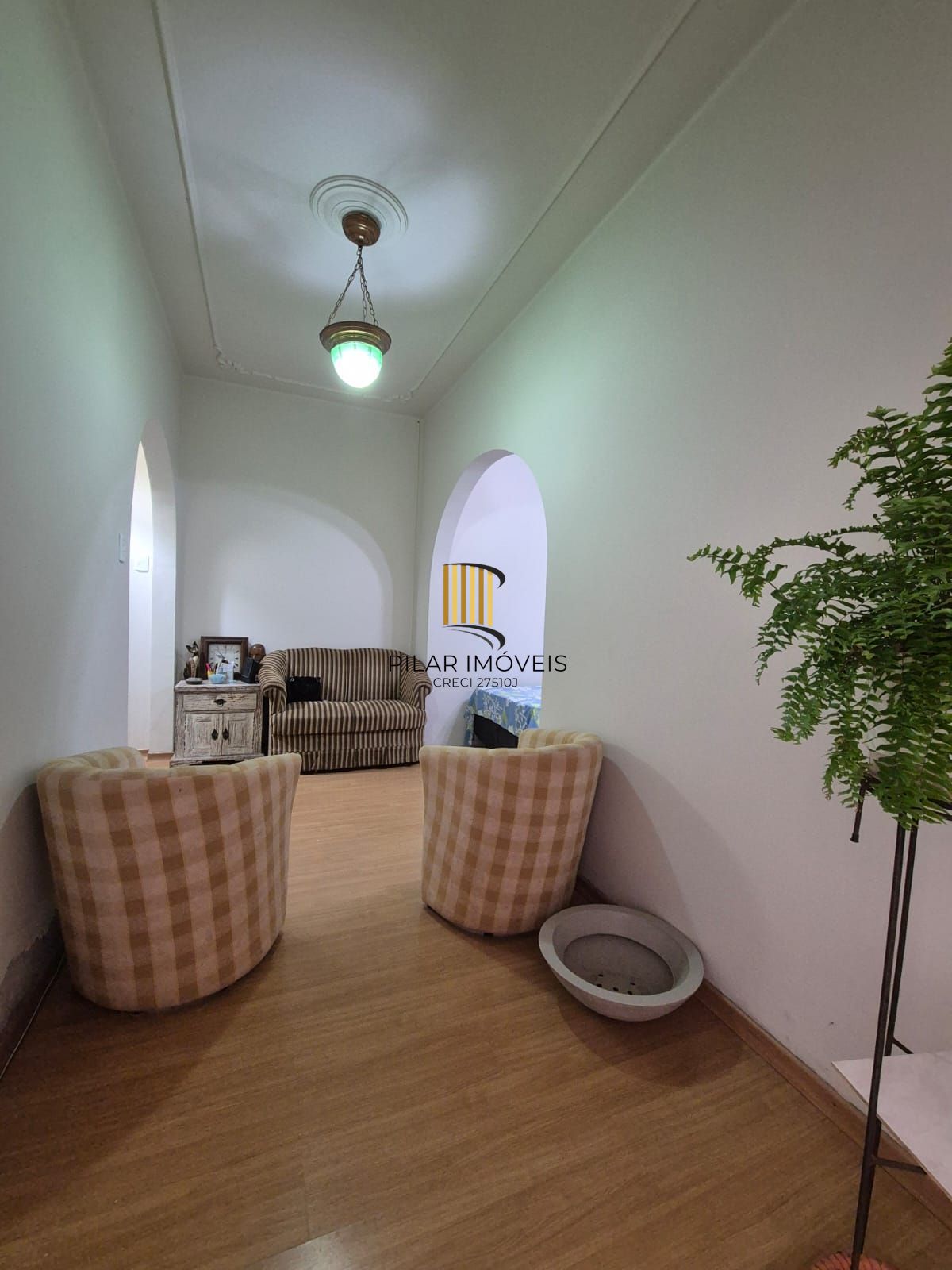 Apto térreo no Menino Deus