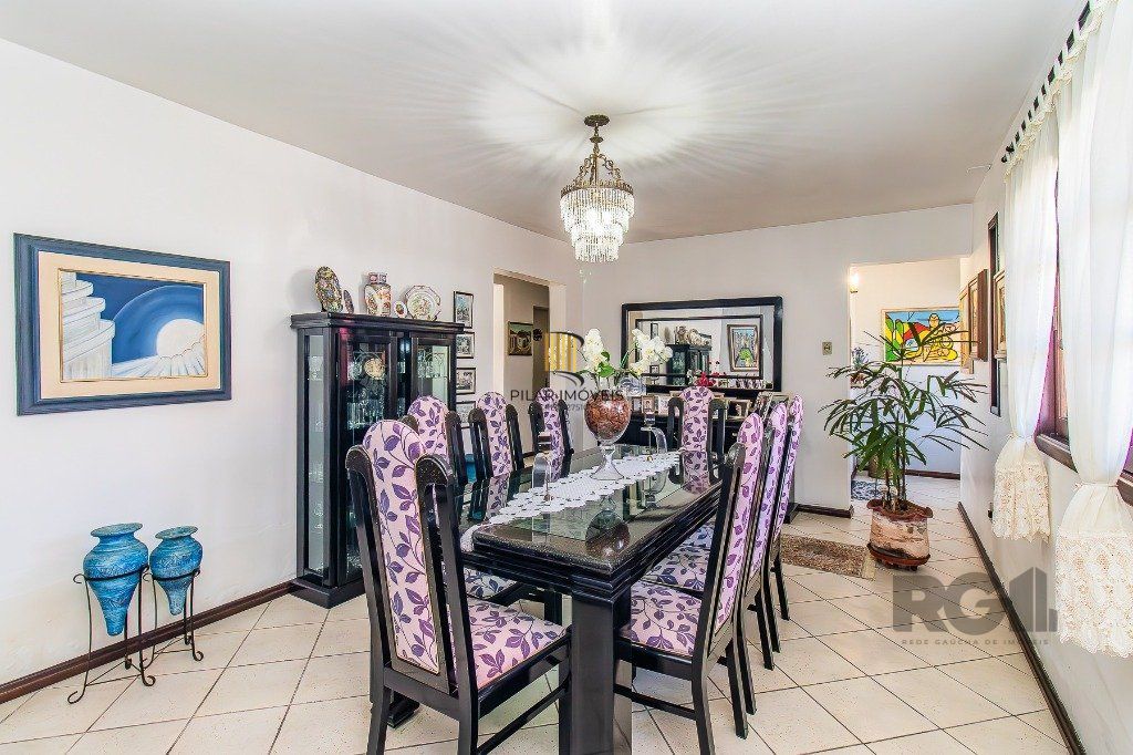 Venha morar num lugar tranquilo da zona sul, casa de 334m²