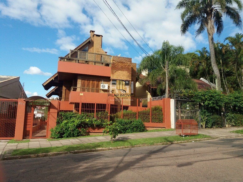 Casa Condominio para Venda - 381.19m², 3 dormitórios, sendo 1 suites, 2 vagas - Menino Deus
