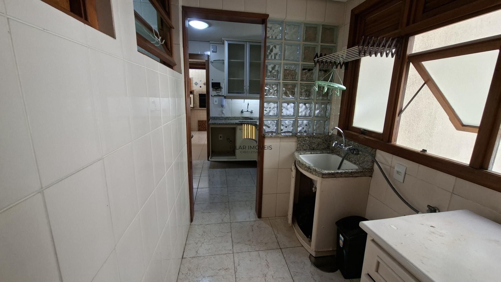 Apartamento 108,72 m² privativos,2 dormitórios, 1 suite, sacada,  garden e churrasqueira, 1 vaga coberta.