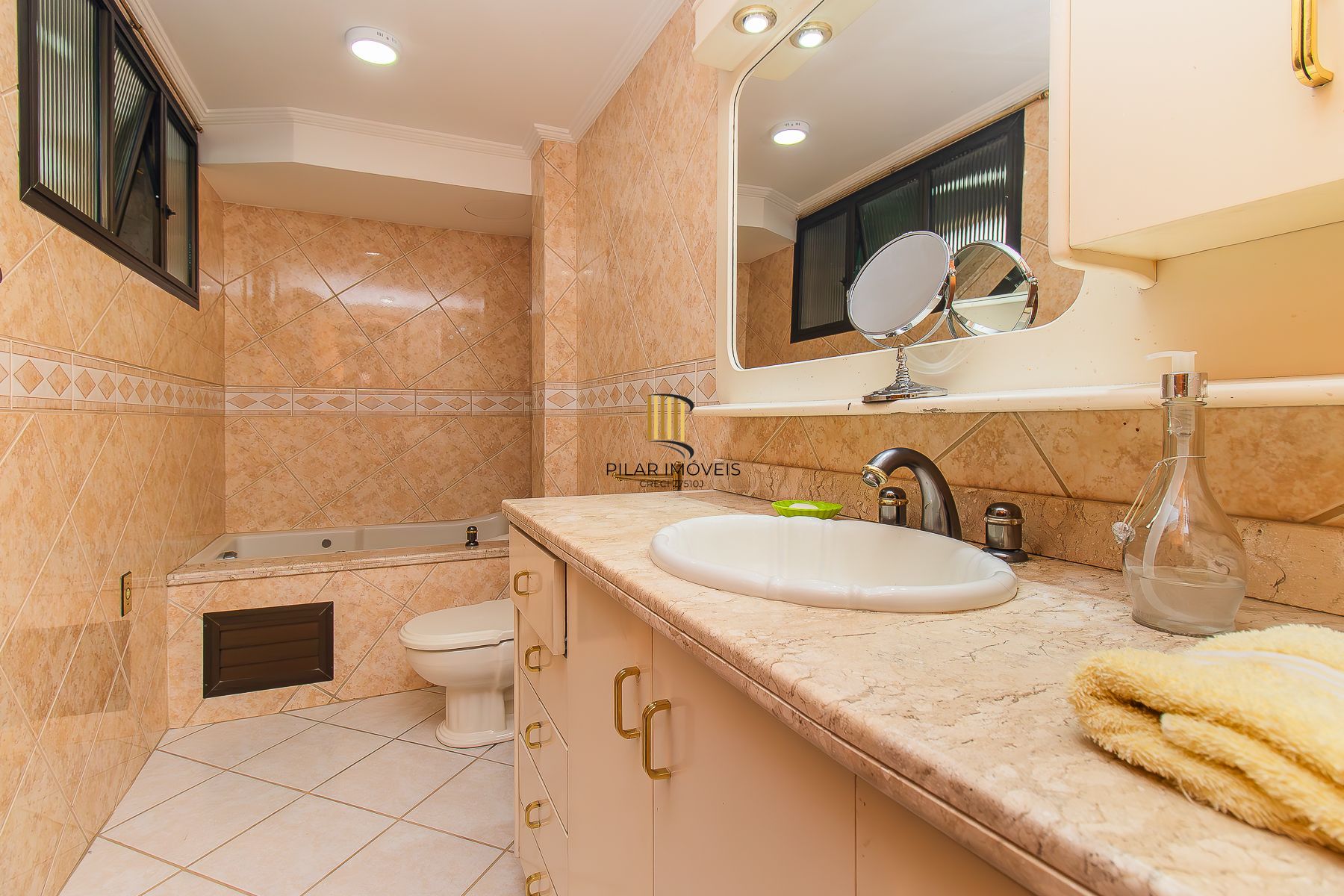 Imóvel espetacular e vista deslumbrante