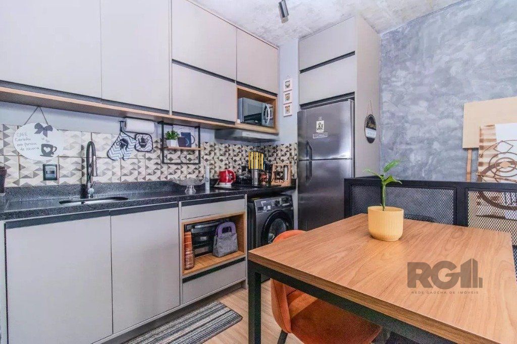 COBERTURA DUPLEX COM 1 DORMITÓRIO E VAGA DE GARAGEM