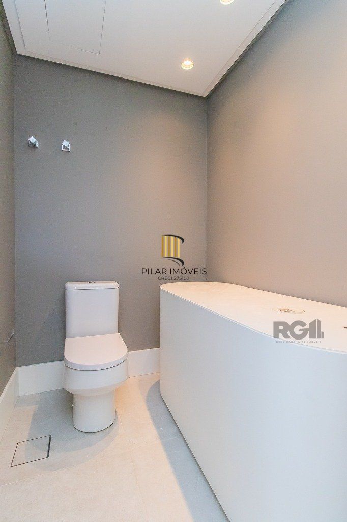 apartamento - 4 dormitórios - 4 vagas - 388,44 m² - Moinhos de Vento