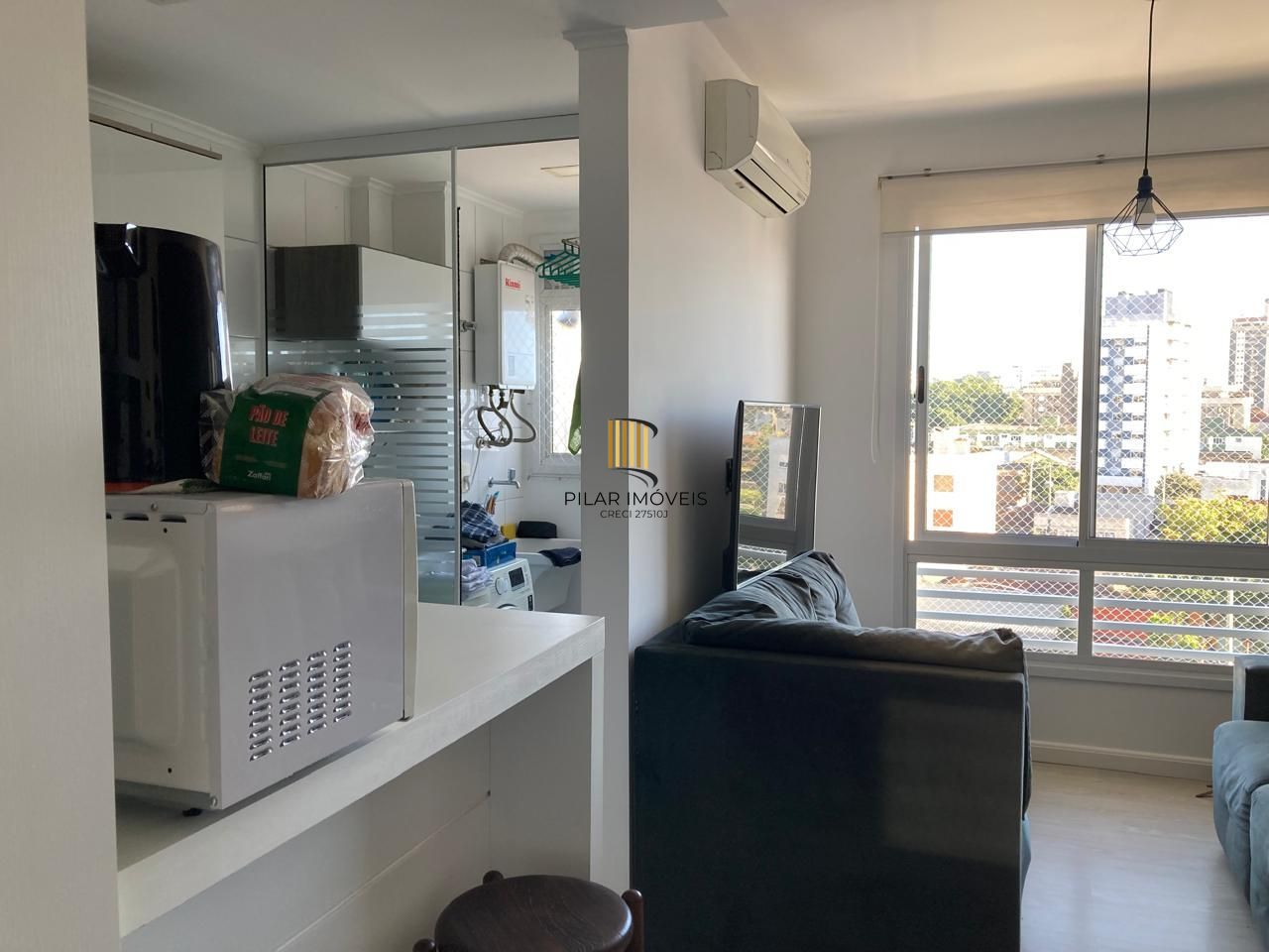 ÓTIMO IMÓVEL, 50 MTS quadrados, 2 DORMITÓRIOS COM VAGA E ELEVADOR