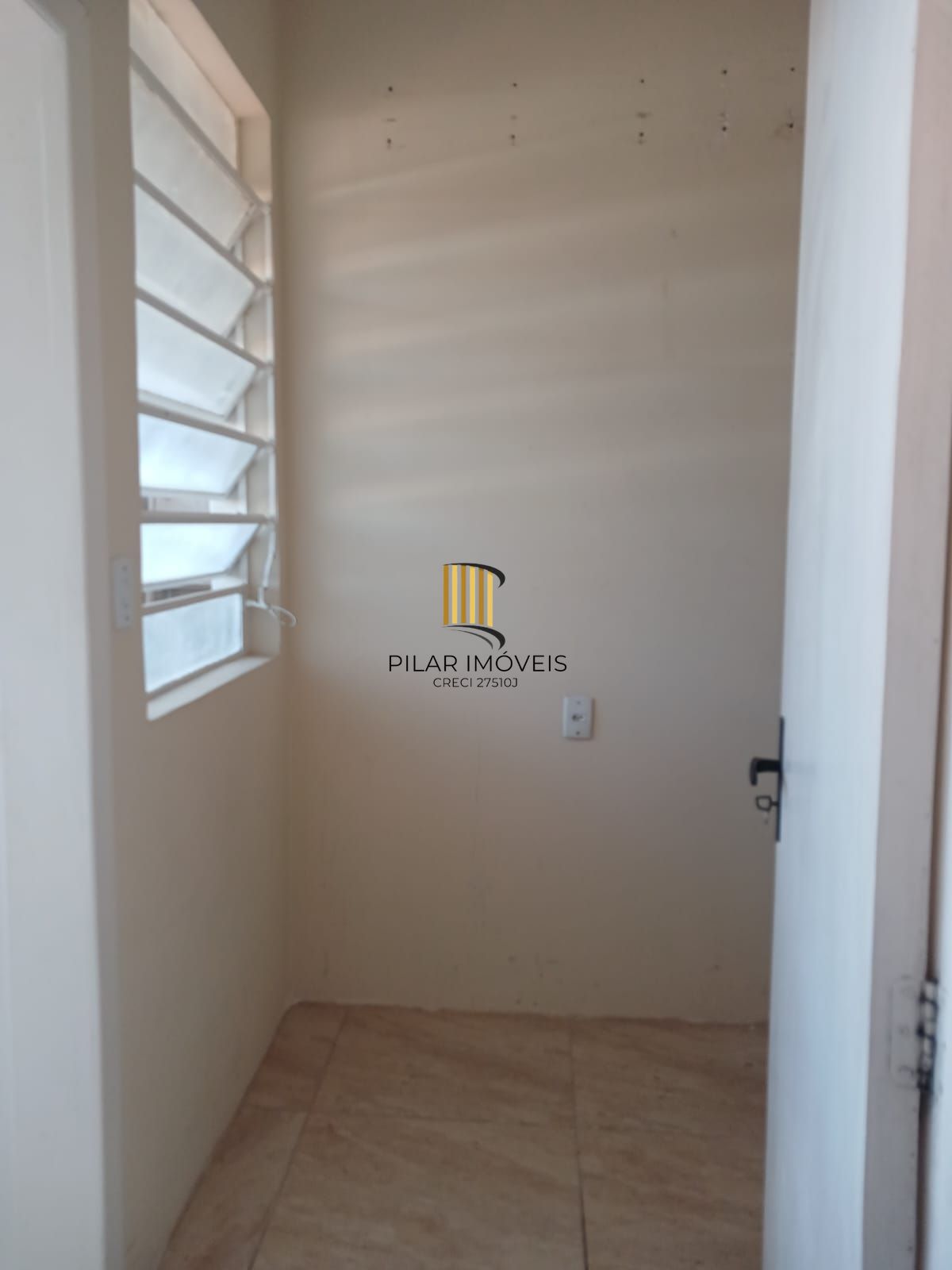 Apartamento três dormitórios ( uma suíte) panorâmico