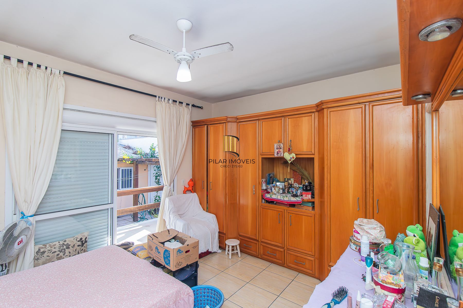 Casa 4 dormitórios - 1 vaga -  330m² Menino Deus