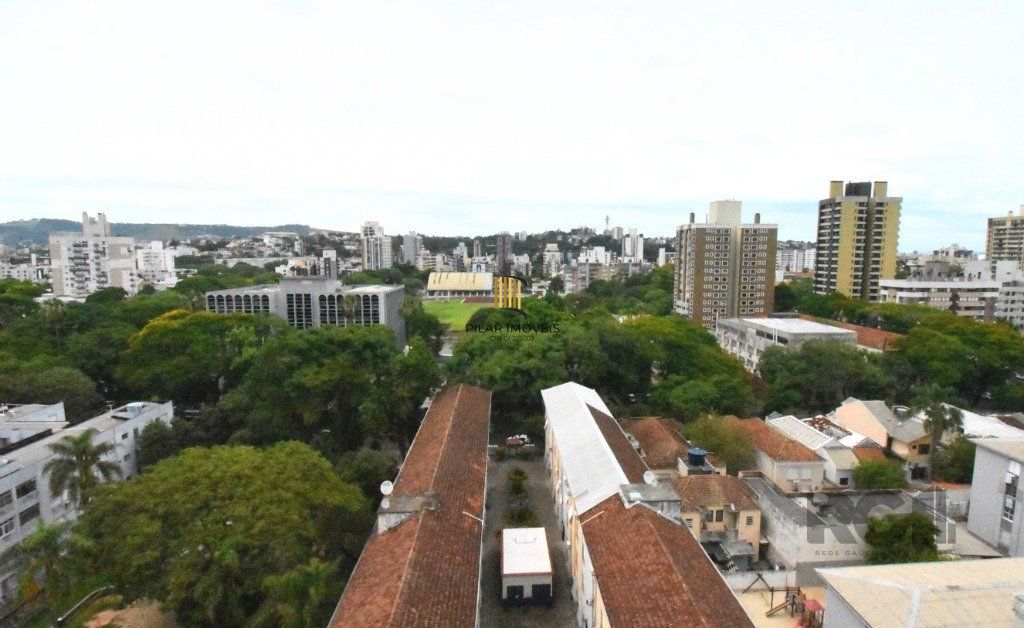 Apartamento 3 dormitórios no bairro Menino Deus