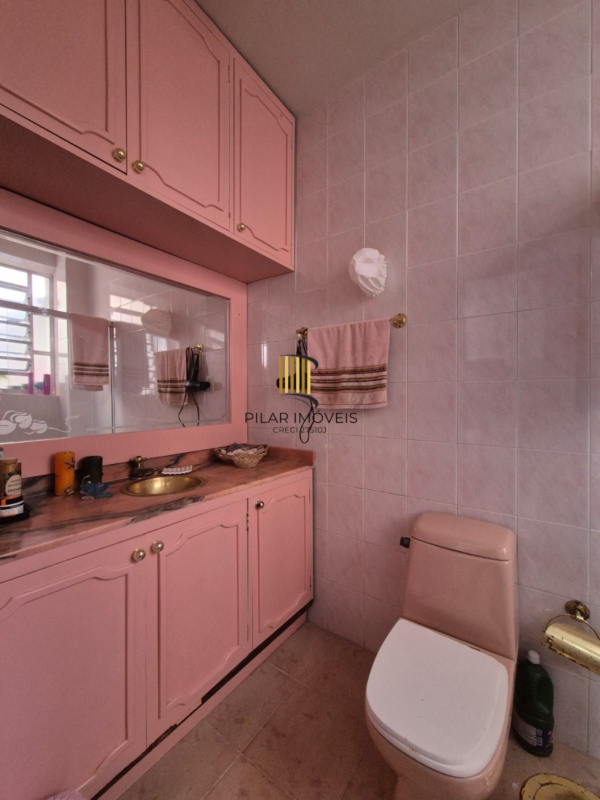 Apto térreo no Menino Deus