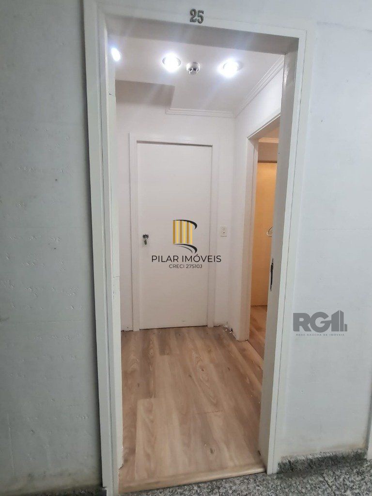 Sala - 30 m² - Centro Histórico