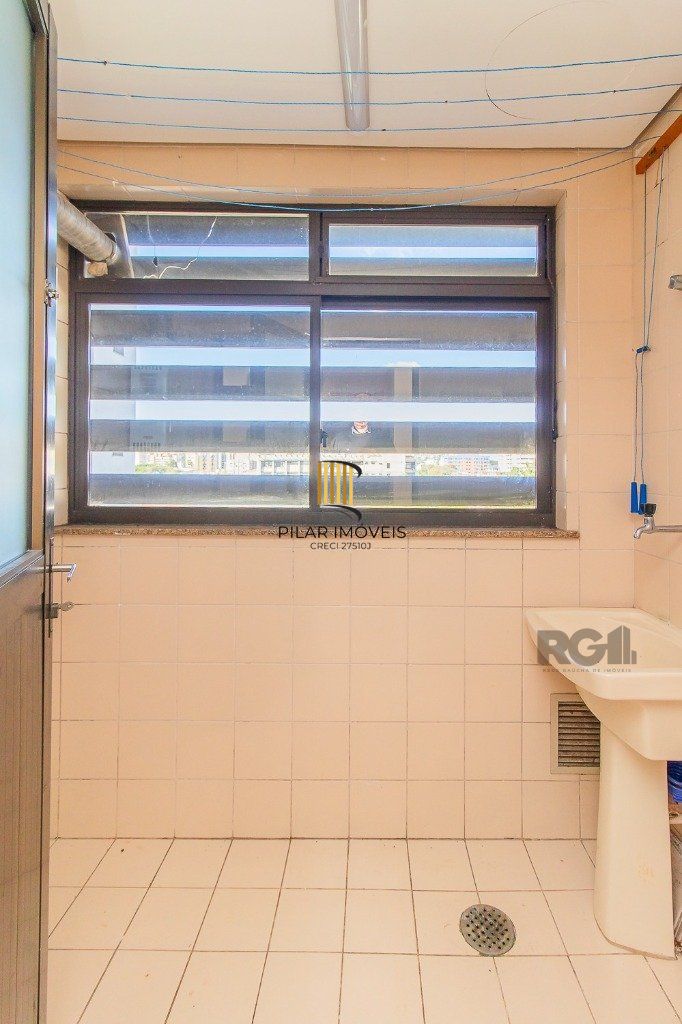 Apartamento 2 dormitórios no bairro Menino Deus