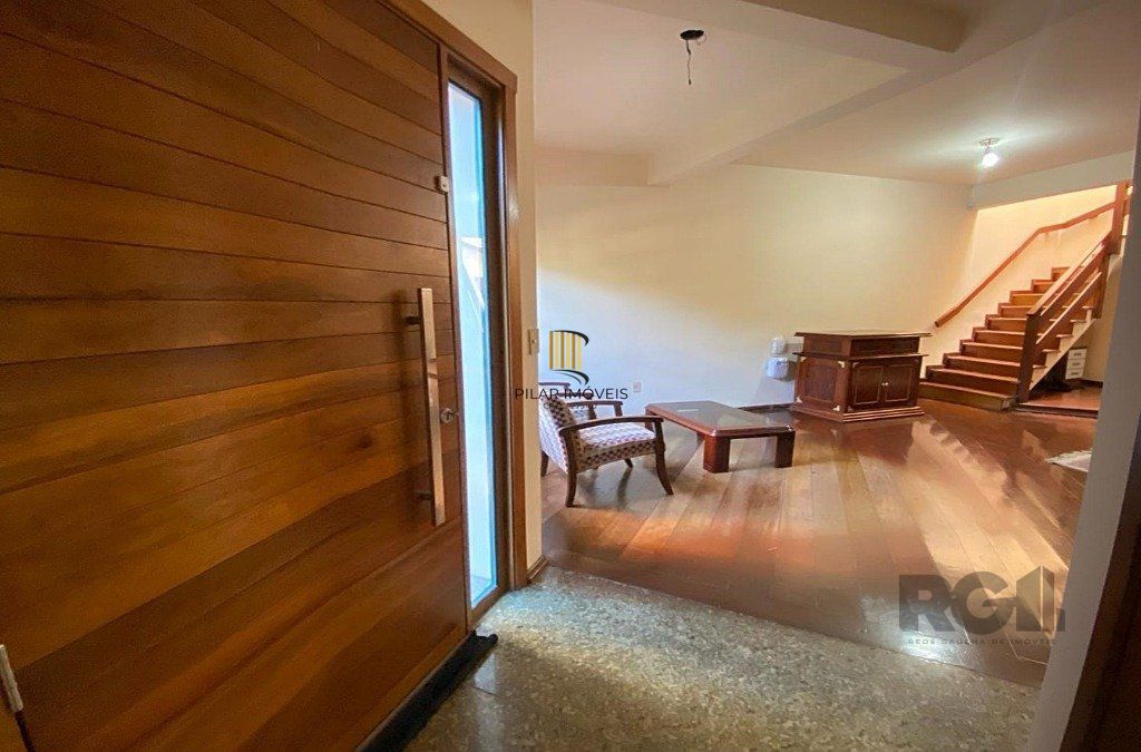CASA - 4 dorms. -  3 vagas - 254,79 m² - SANTA TEREZA