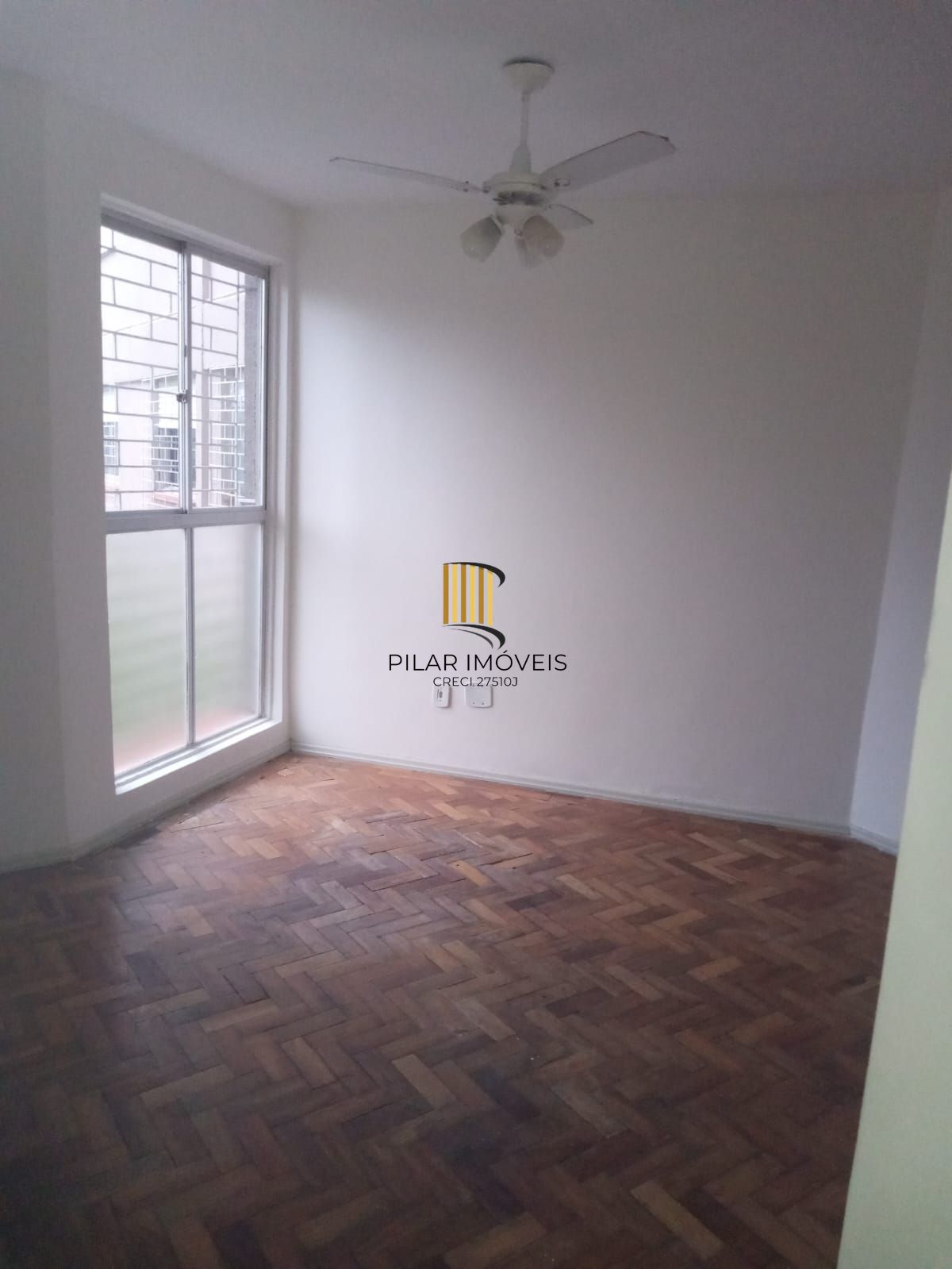 Apartamento dois dormitórios com box rotativo por ordem de chegada