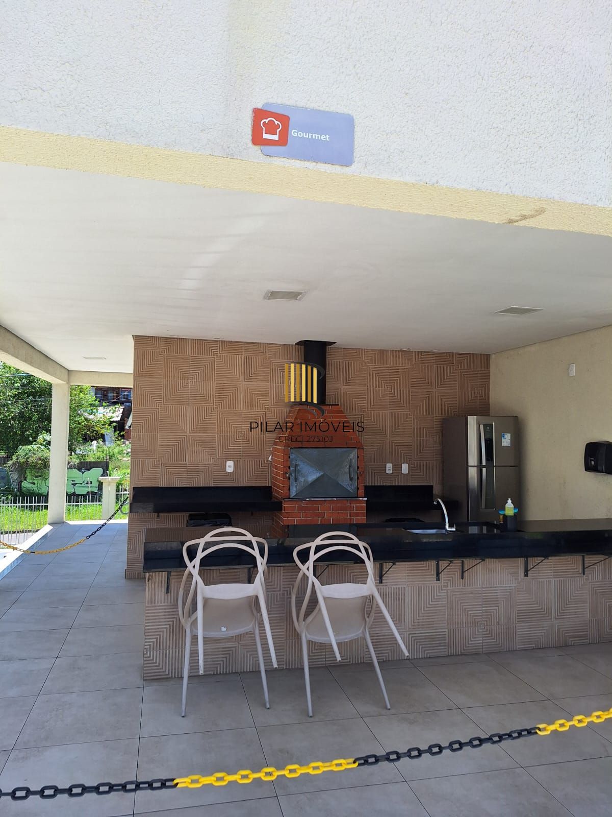 Apartamento 02 dormitorios com estacionamento privativo