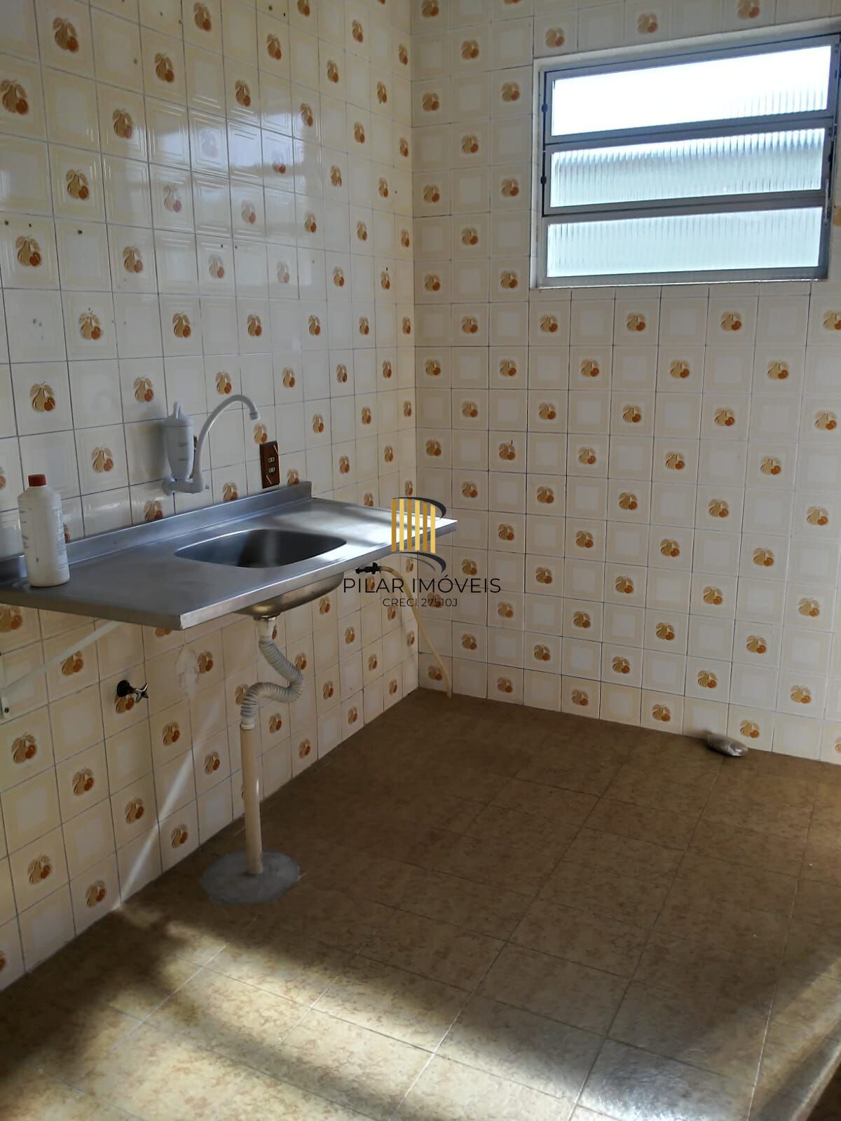 Apartamento dois dormitórios, ensolarado