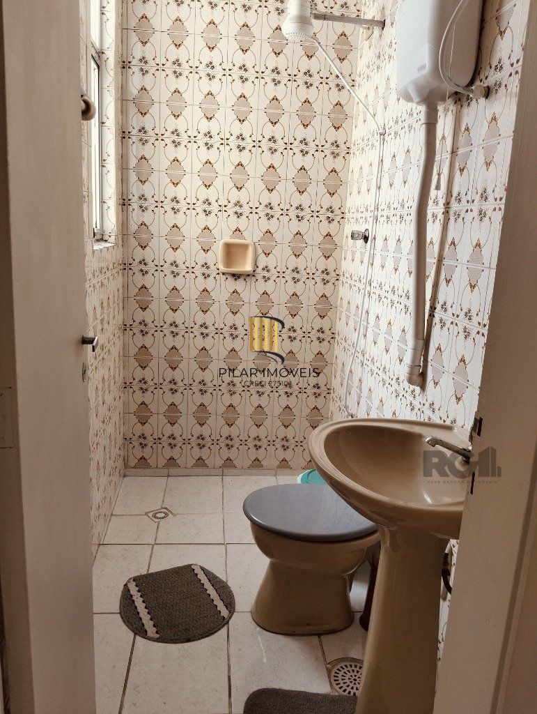 APARTAMENTO - 1 dormitório - 1 vaga - 45,13 m² - MENINO DEUS