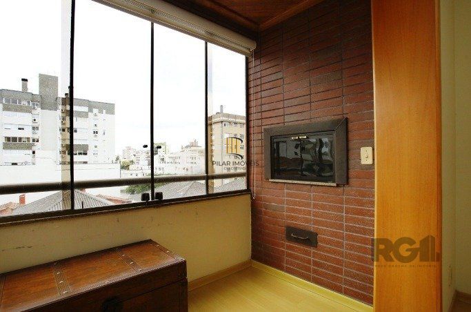 APARTAMENTO - 3 dorms. - 1 vaga - 83,00 m² - MENINO DEUS