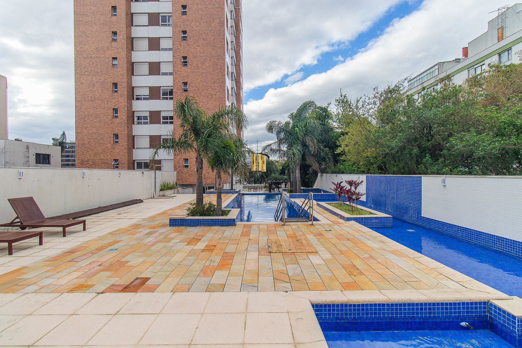 APARTAMENTO 2 DORMITÓRIOS 1 SUITE 2 VAGAS