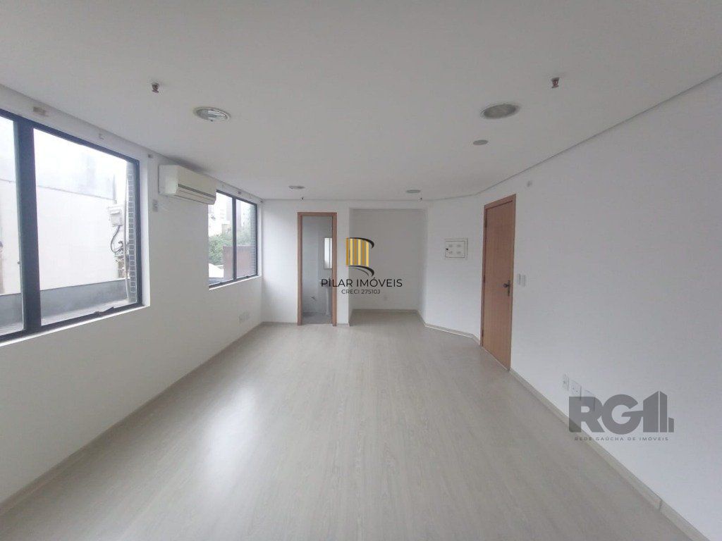 sala - 32 m² - Menino Deus