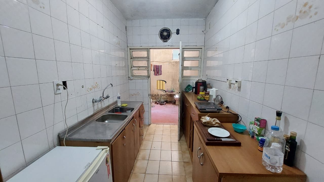APARTAMENTO GARDEN 2 DORMITÓRIOS COM 1 VAGA NO MENINO DEUS
