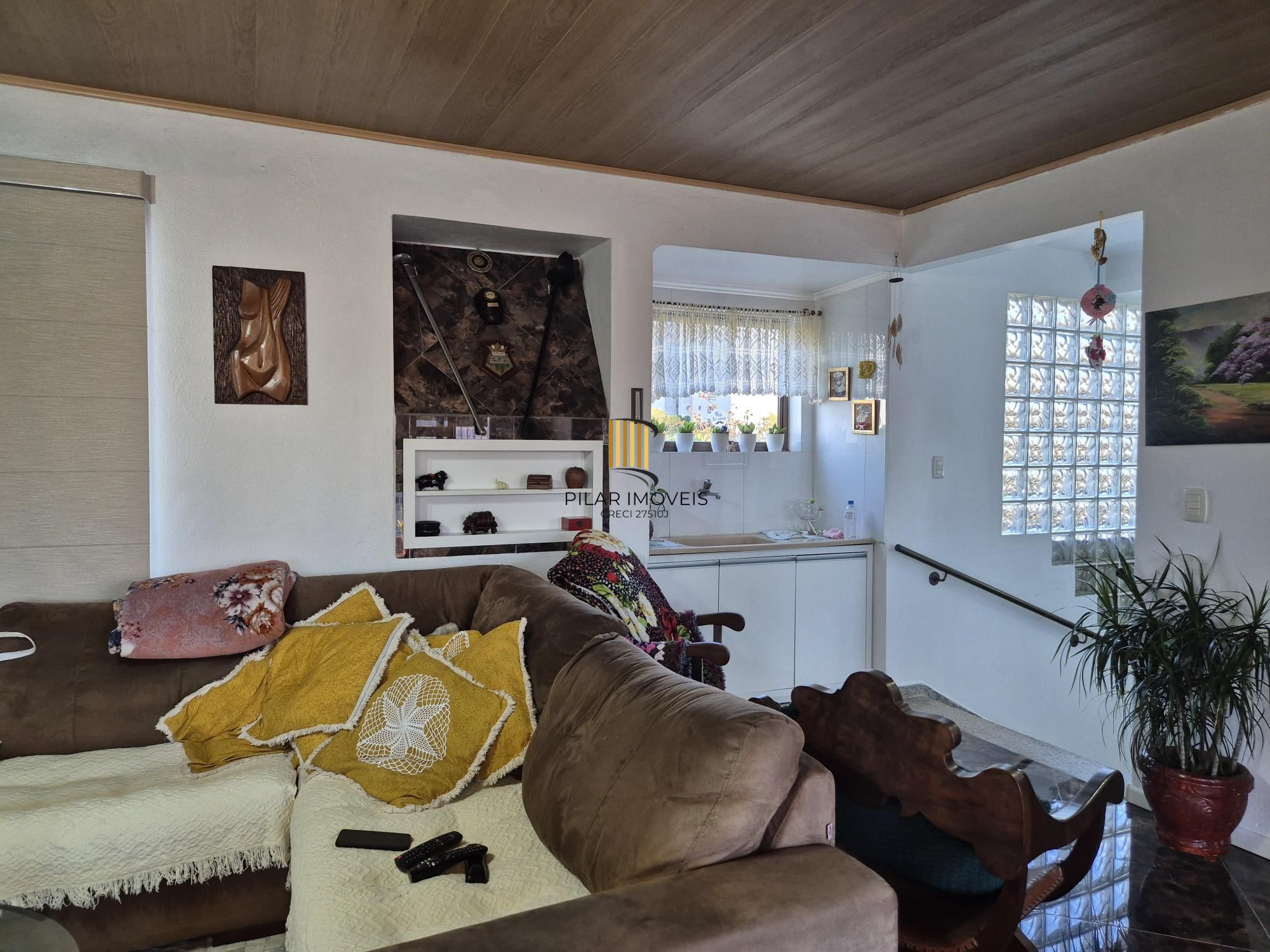 Cobertura com lareira, churrasqueira e 2 vagas