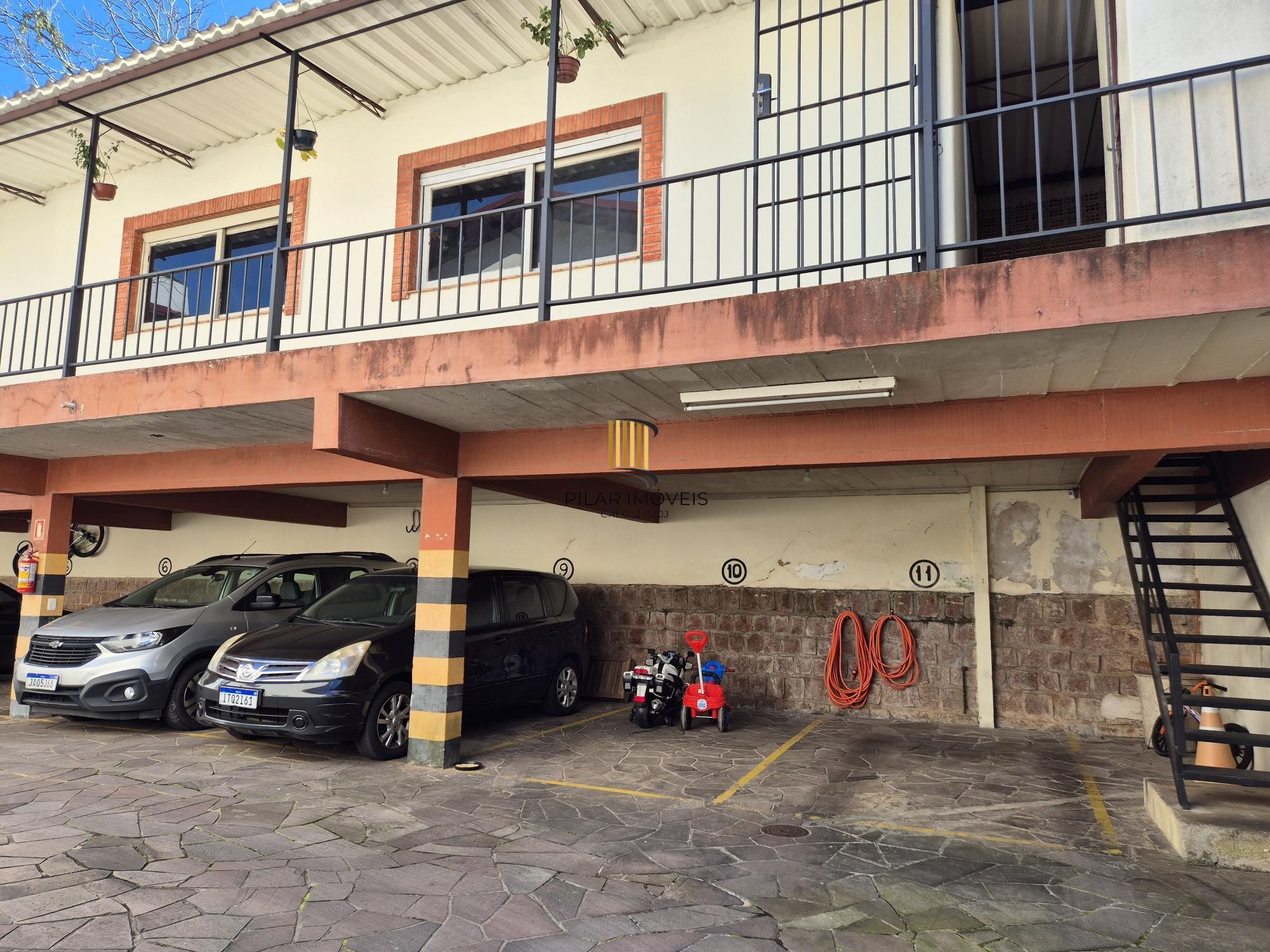 Casa de condomínio com 3 dormitórios