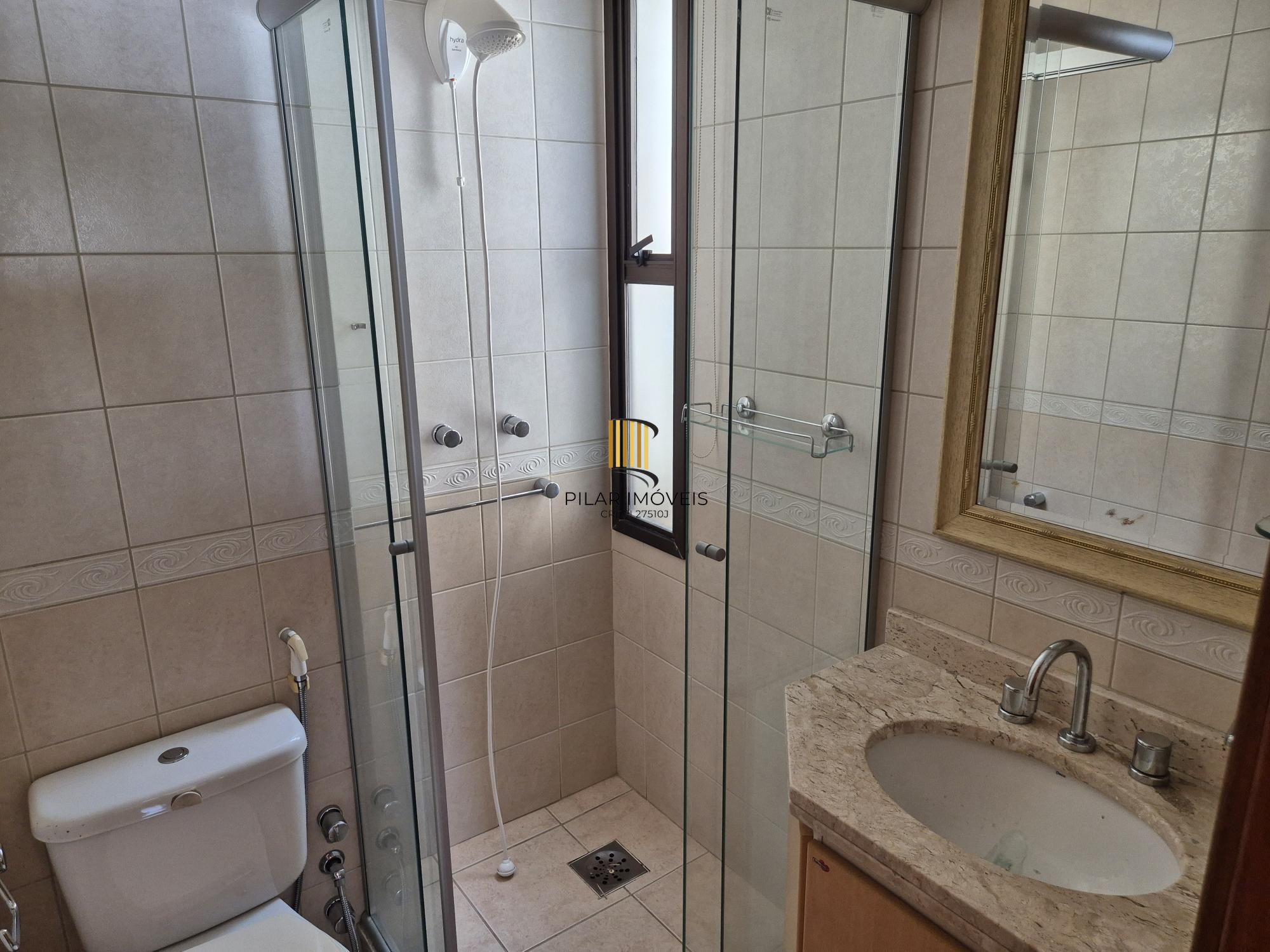 2D com suíte, churrasqueira e vaga