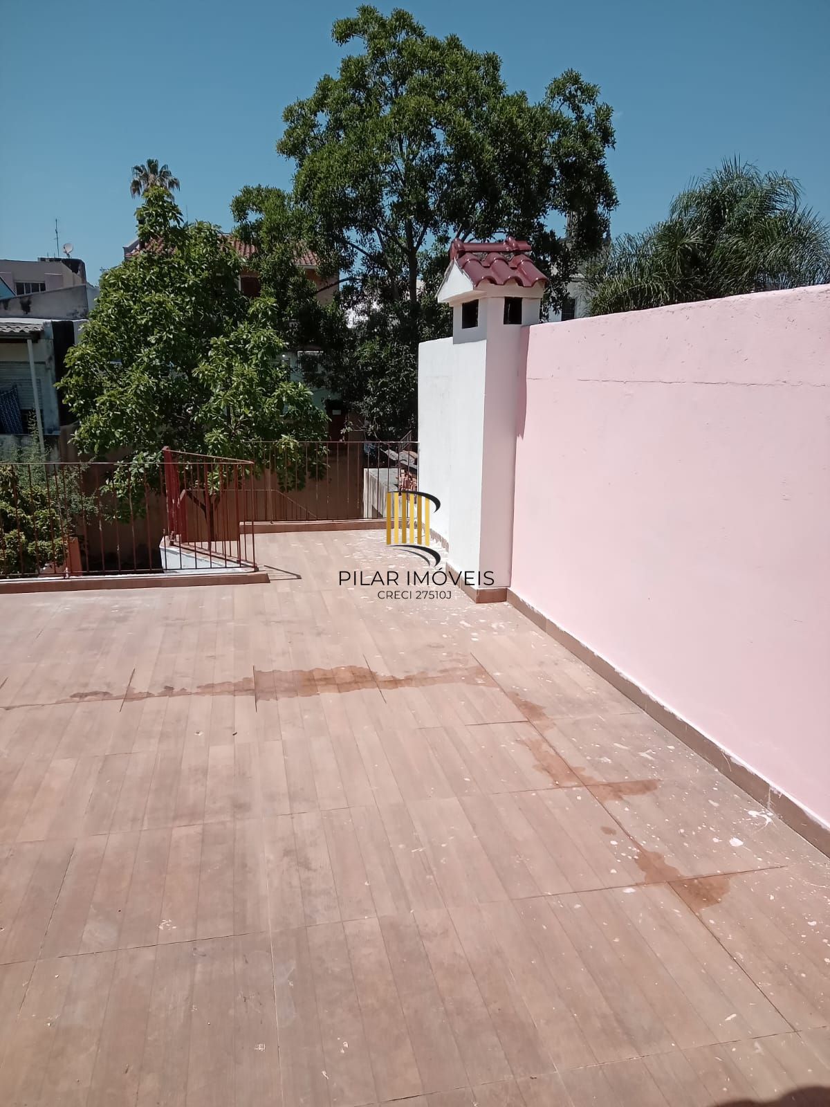 Ótima Casa com 4 Dormitórios no Bairro Cidade Baixa