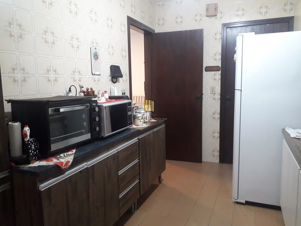 Apartamento no Jardim Botânico com 2 dormitórios e 1 garagem