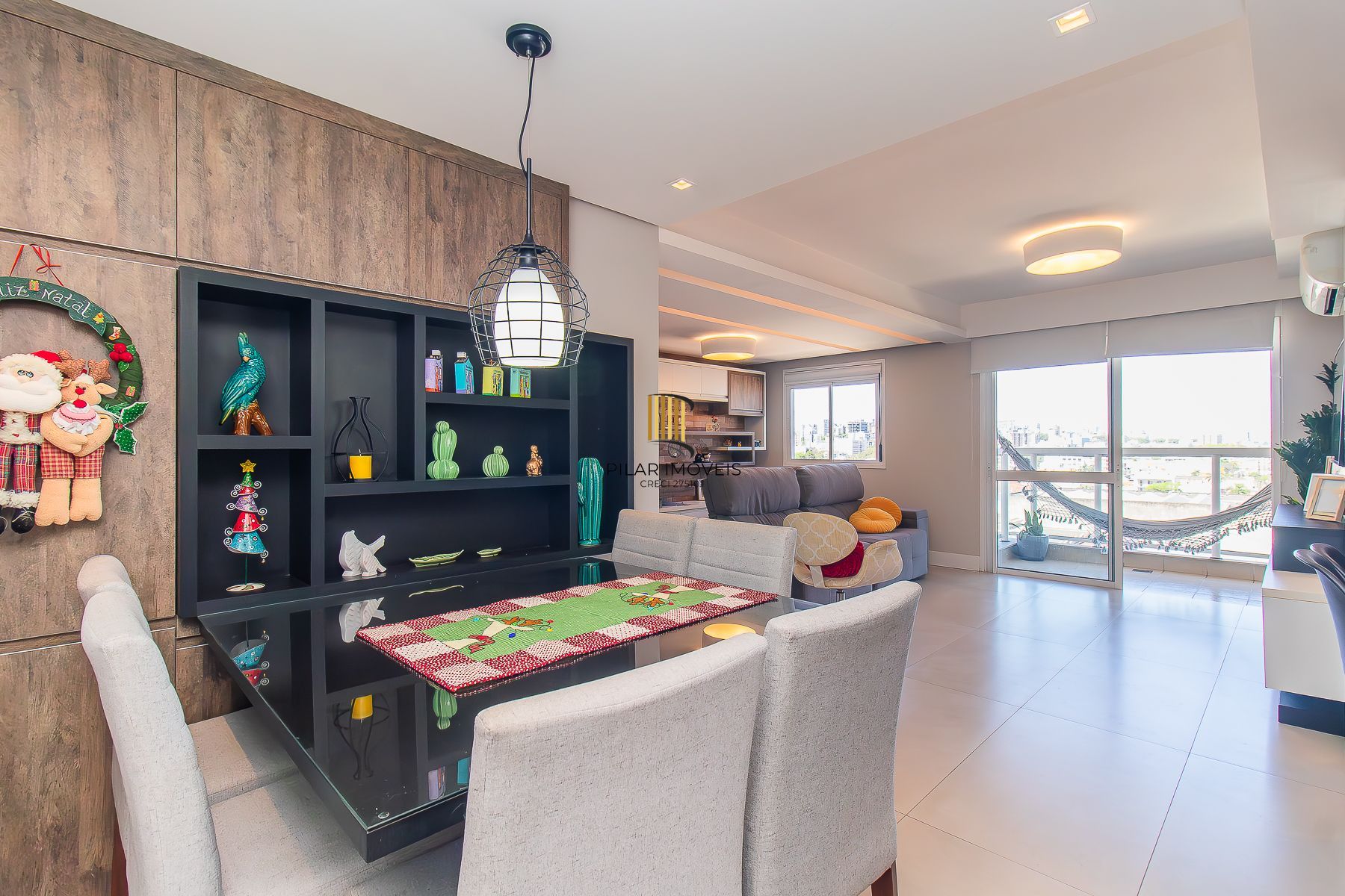 Apartamento 2 dorms, 1  suite e 1 vaga.