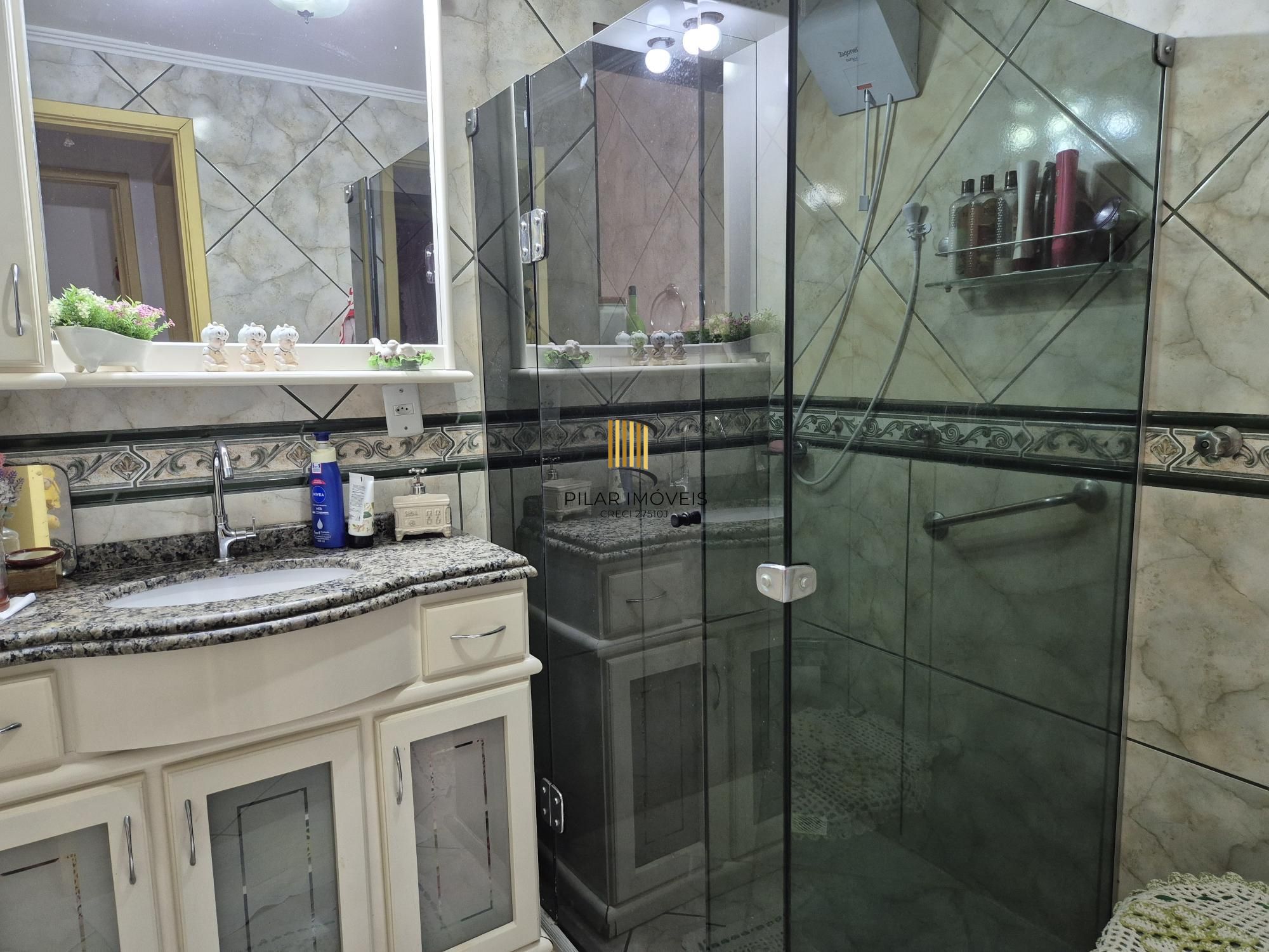 Cobertura com lareira, churrasqueira e 2 vagas