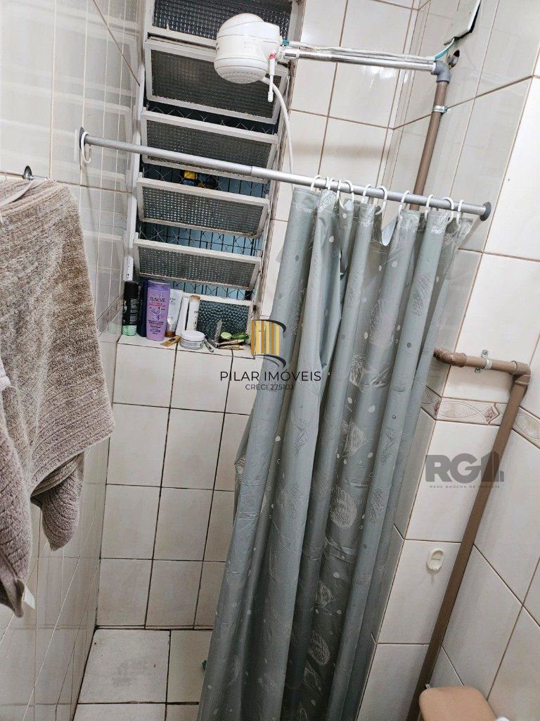 APARTAMENTO  JK -  1 dormitório -  35,22 m² - MENINO DEUS