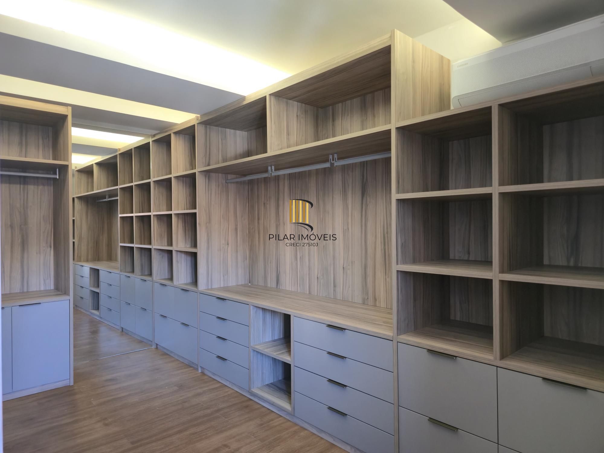 Casa em Condomínio 4 dorms à venda Avenida Taquary, Cristal - Porto Alegre