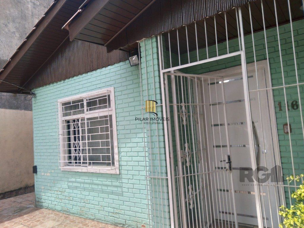 CASA - 3 dorms. -   3 vagas - - 150 m² - SANTA TEREZA