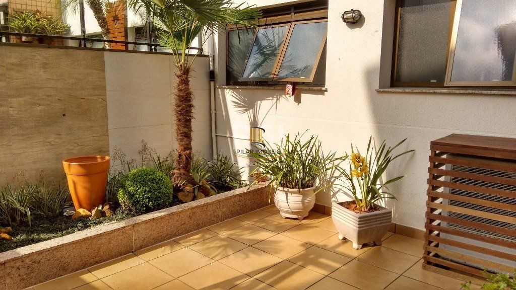 Apartamento para Venda - 238.12m², 3 dormitórios, sendo 1 suites, 3 vagas - Menino Deus