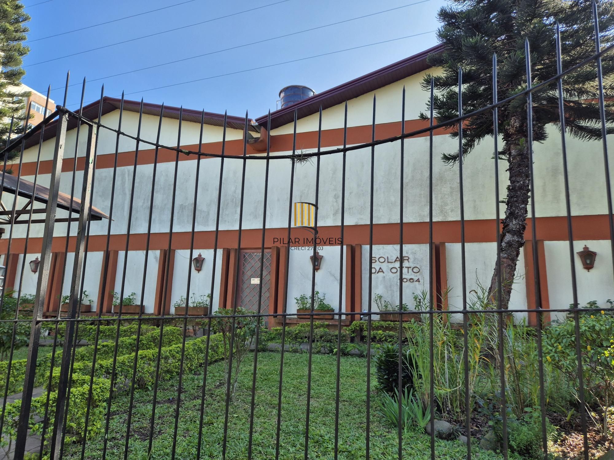 Casa de condomínio com 3 dormitórios
