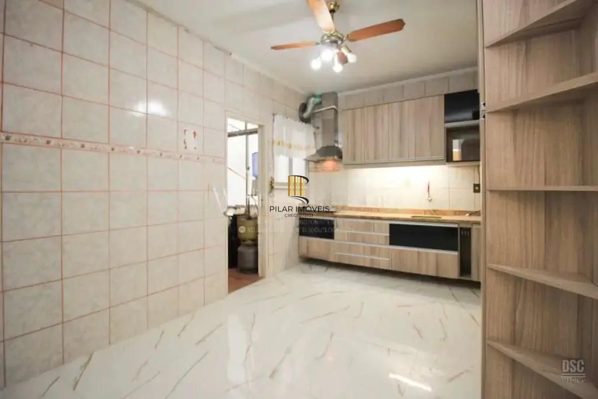 Apartamento 3 dormitórios no bairro Menino Deus